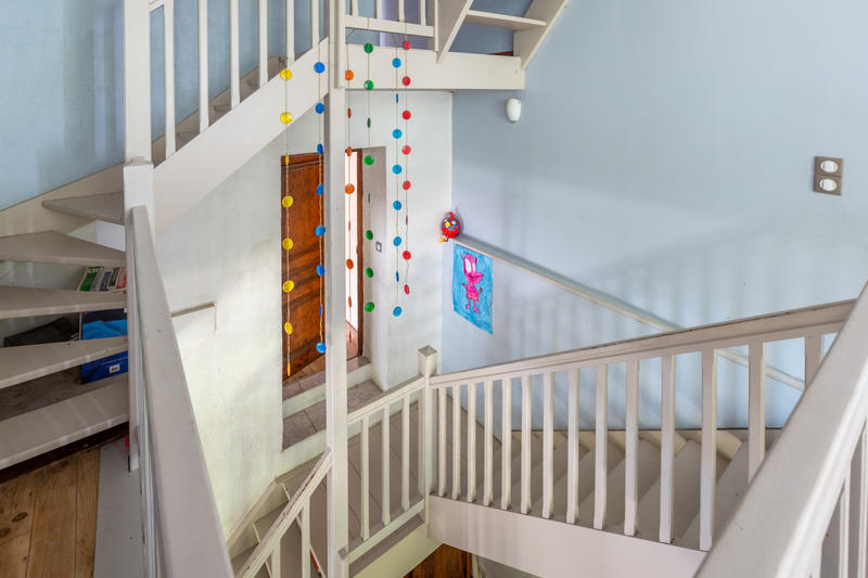 Maison - 245 m² - 7 pièces