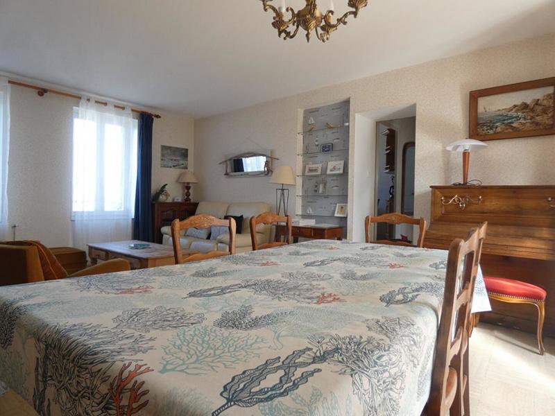 Maison - 170 m² - 8 pièces