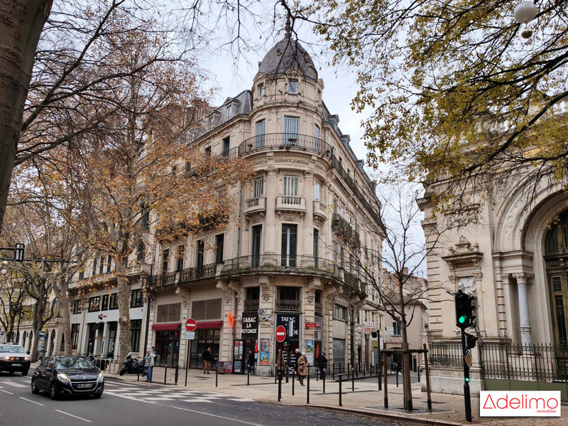 Bureau - 240 m² - 12 pièces