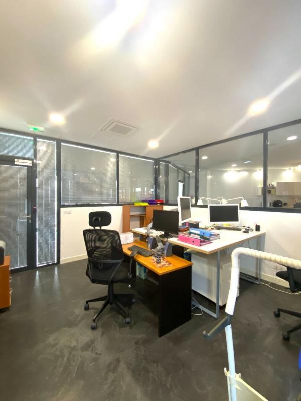 Local commercial - 135 m²