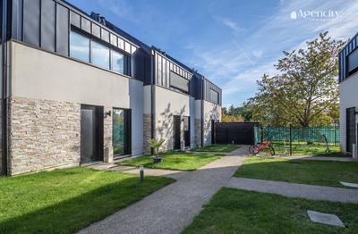 Maison - 81 m² - 4 pièces