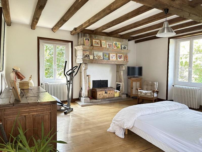 Maison de maîtres - 415 m² - 10 pièces