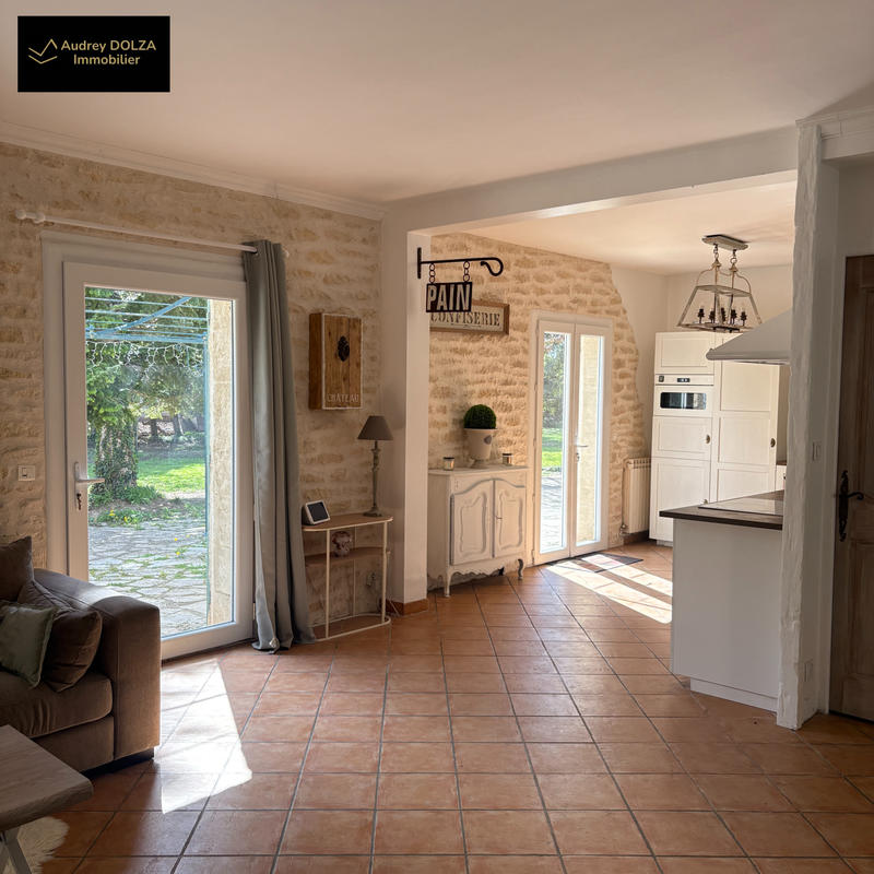 Propriété - 390 m² - 10 pièces