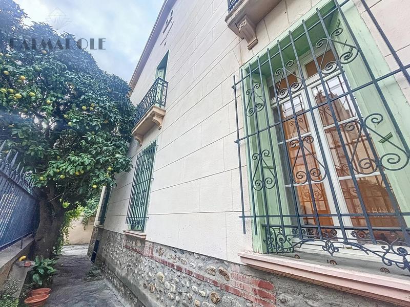 Maison de ville - 160 m² - 6 pièces