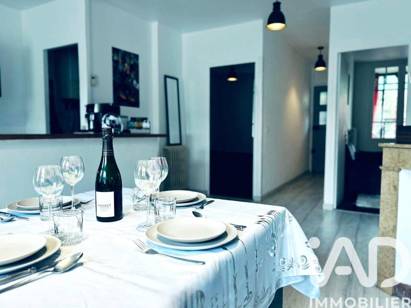 Appartement - 60 m² - 3 pièces