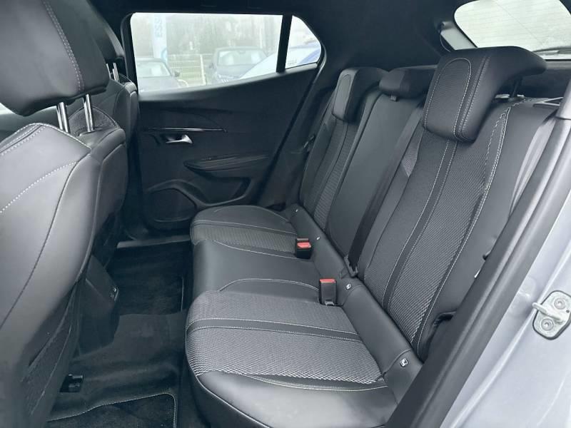 Peugeot 2008 Hybrid 136 e-Dcs6 Gt