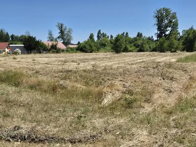 Terrain - 13 871 m²