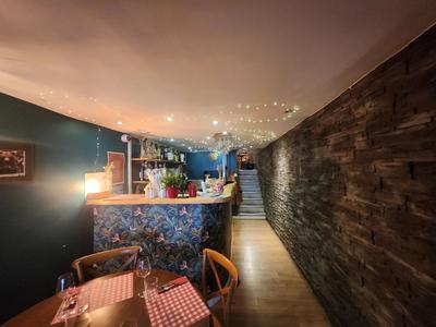 Local commercial - 114 m² - 5 pièces