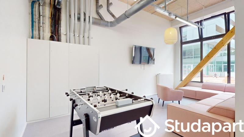 Chambre - 12 m² - 1 pièce