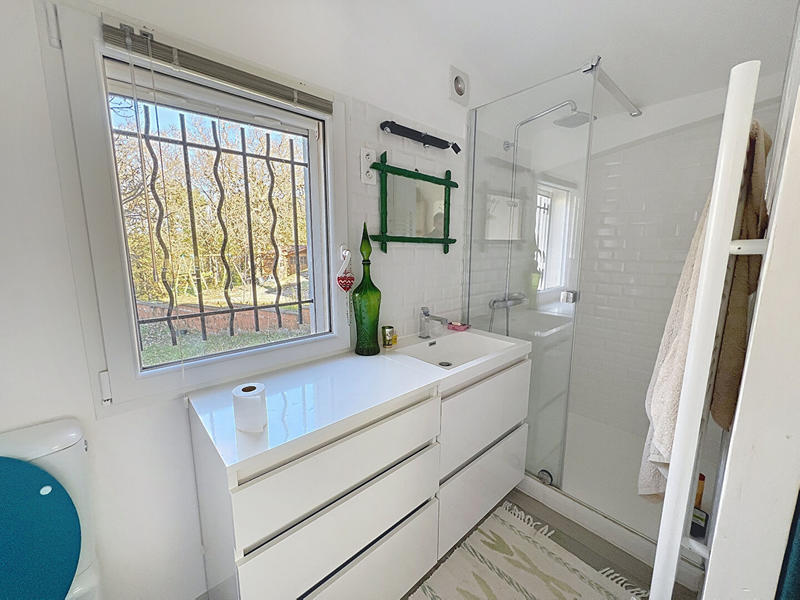 Maison - 200 m² - 7 pièces