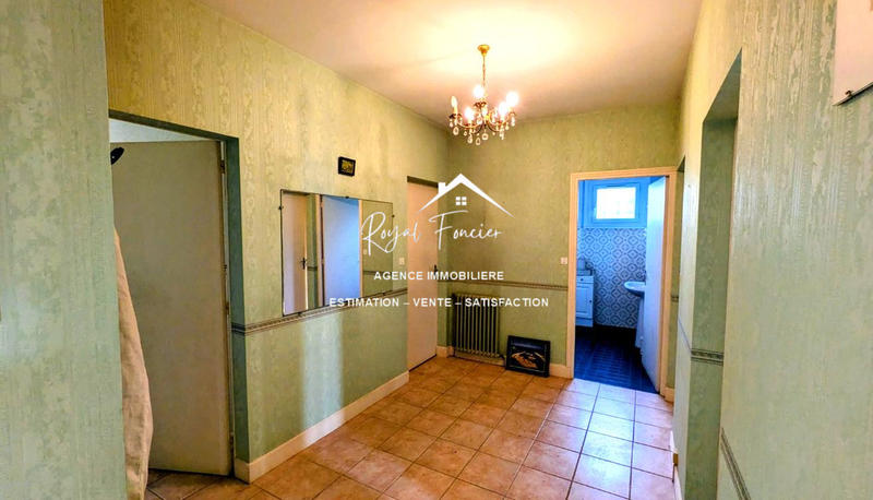 Maison - 317 m² - 10 pièces