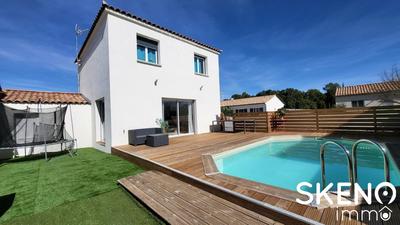 Villa - 90 m² - 4 pièces