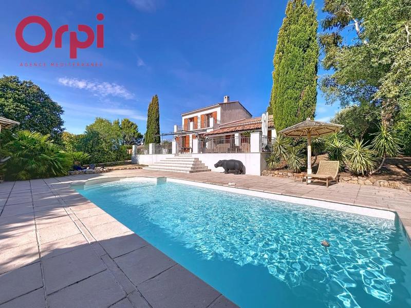 Villa - 186 m² - 5 pièces