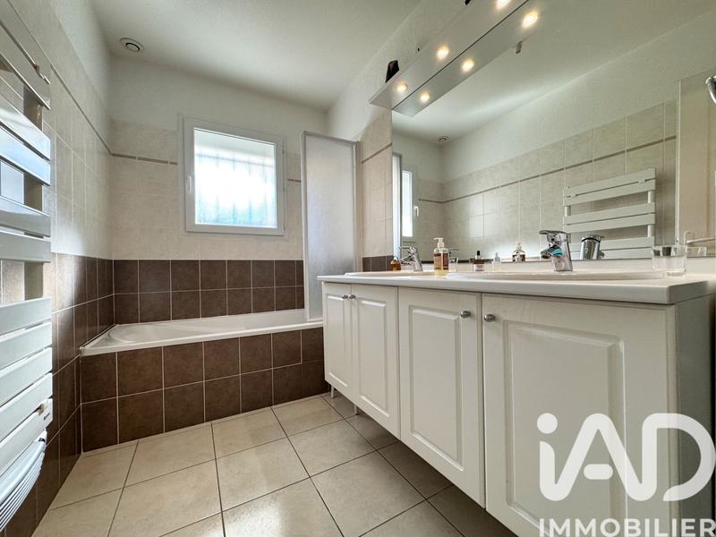 Maison - 106 m² - 4 pièces