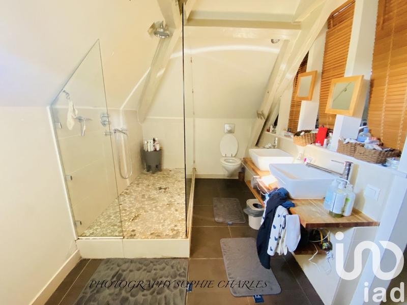 Maison - 168 m² - 7 pièces