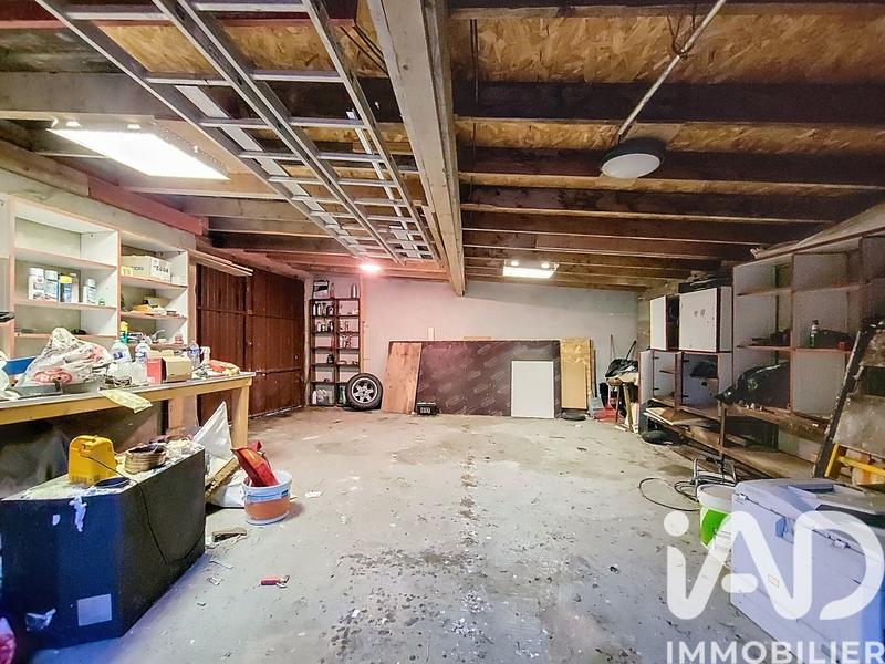 Maison - 217 m² - 8 pièces