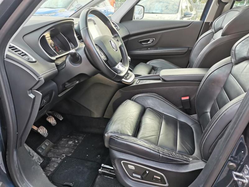 Renault Grand Scénic 1.7 DCi 150 ch Initiale Paris 5p