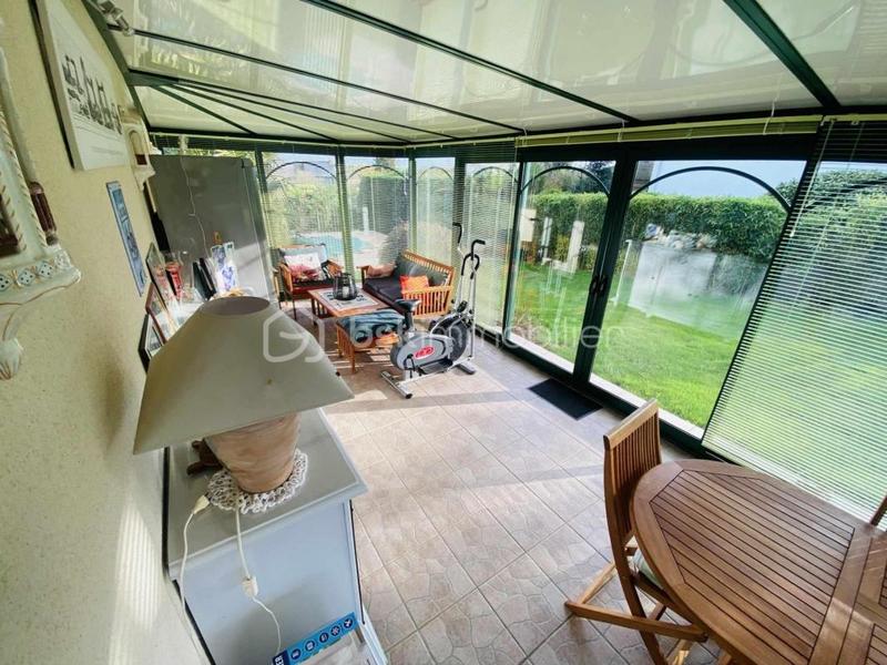 Maison traditionnelle - 140 m² - 7 pièces