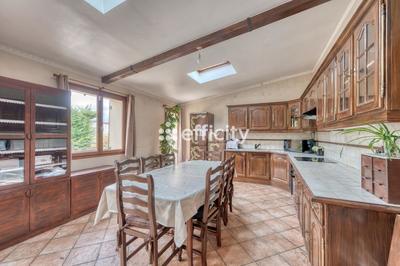 Maison - 119 m² - 6 pièces