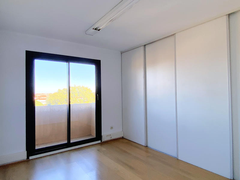 Bureau - 209 m²