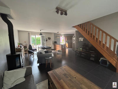 Maison - 110 m² - 5 pièces