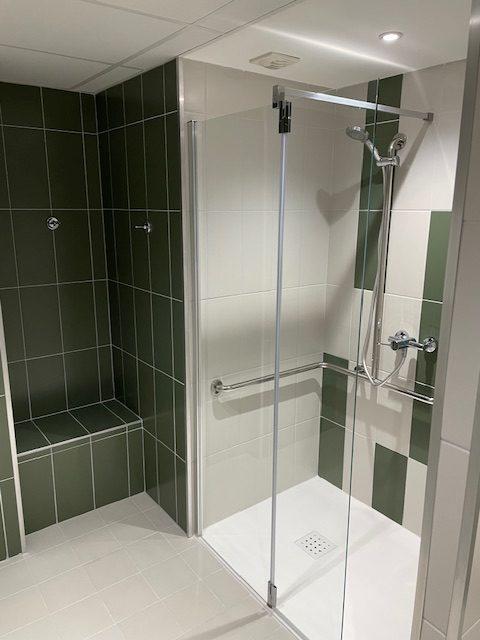 Local d'activités - 467 m² - 20 pièces