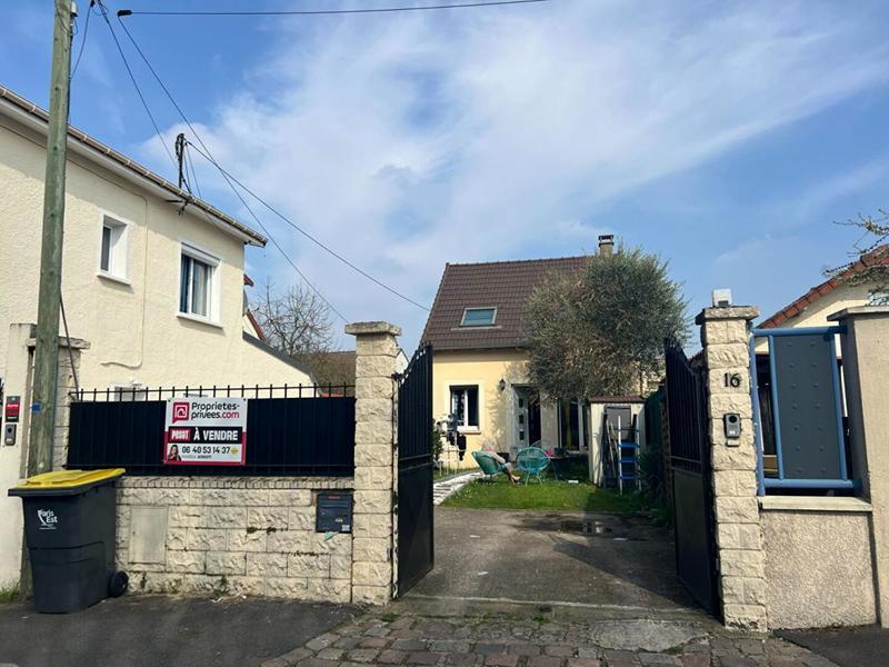 Maison - 90 m² - 4 pièces