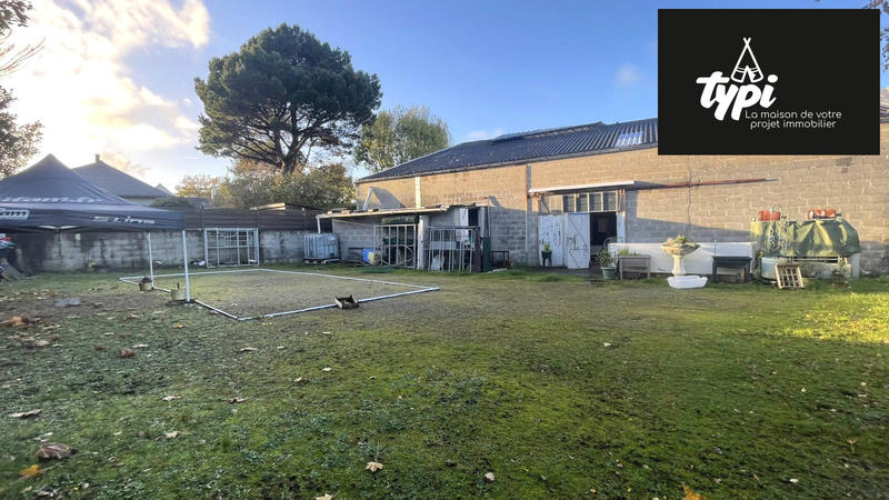 Maison - 230 m² - 10 pièces