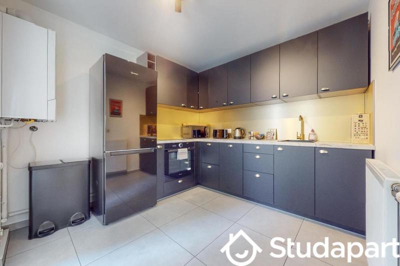 Chambre - 12 m² - 1 pièce