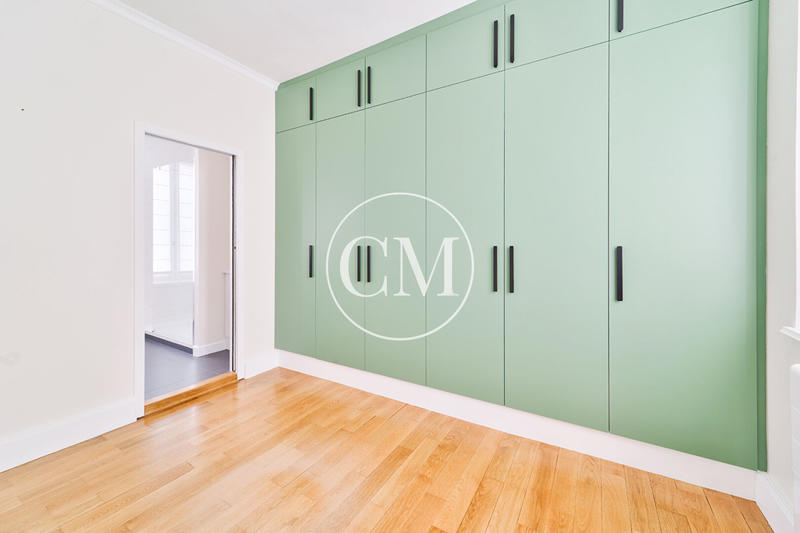 Hôtel particulier - 235 m² - 7 pièces