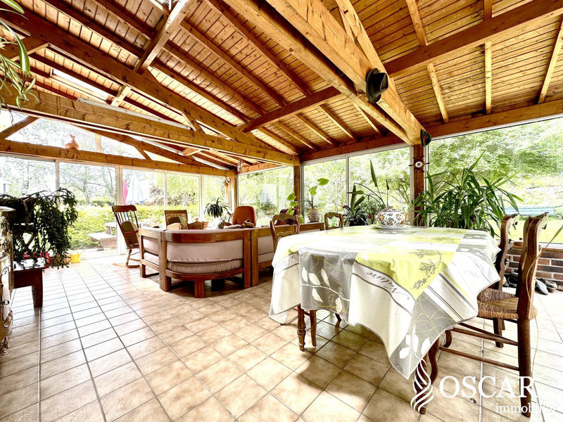 Maison traditionnelle - 203 m² - 8 pièces