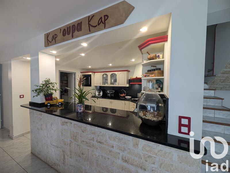 Maison - 102 m² - 3 pièces