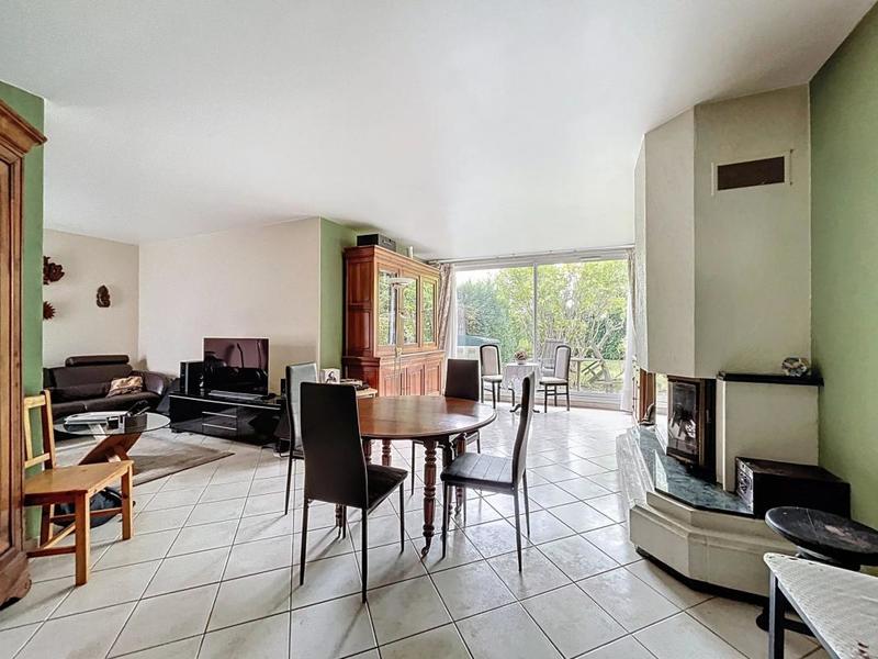 Maison - 113 m² - 5 pièces