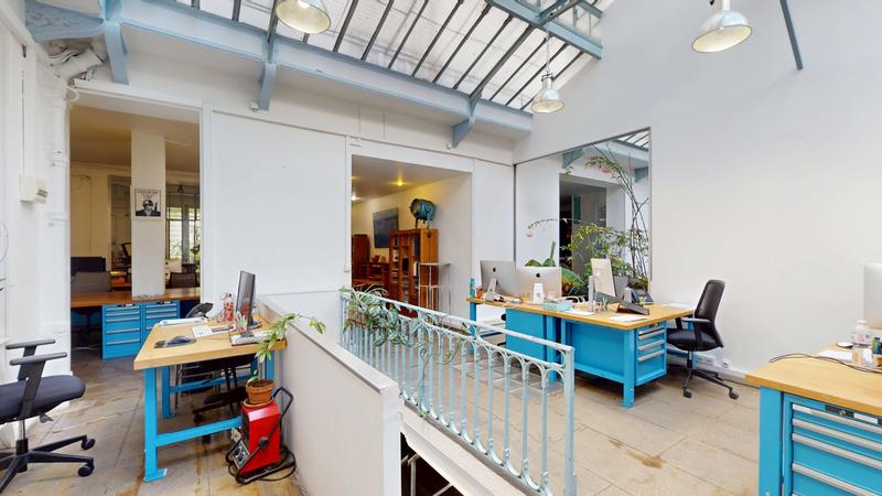 Local commercial - 353 m² - 10 pièces