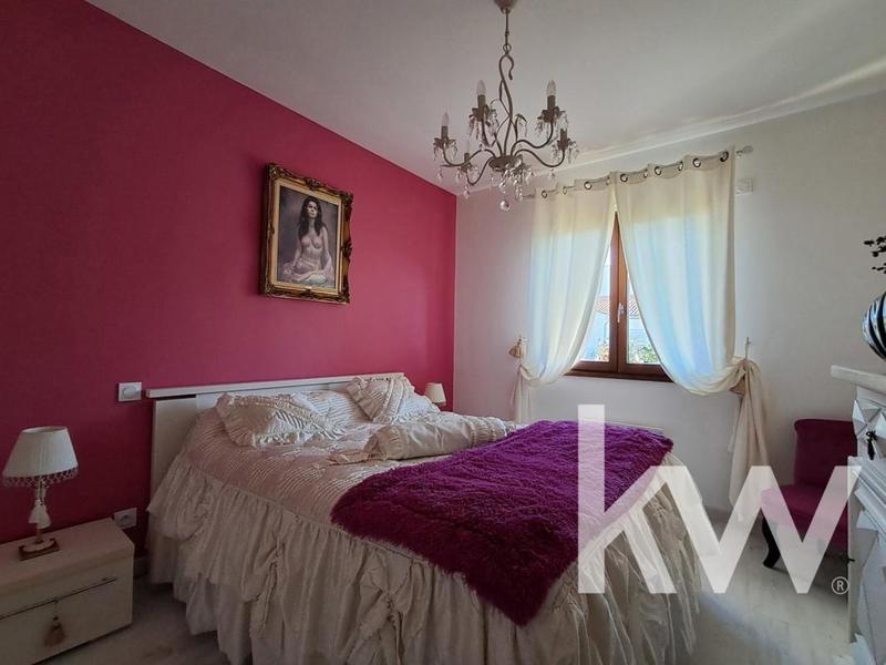 Maison - 93 m² - 4 pièces