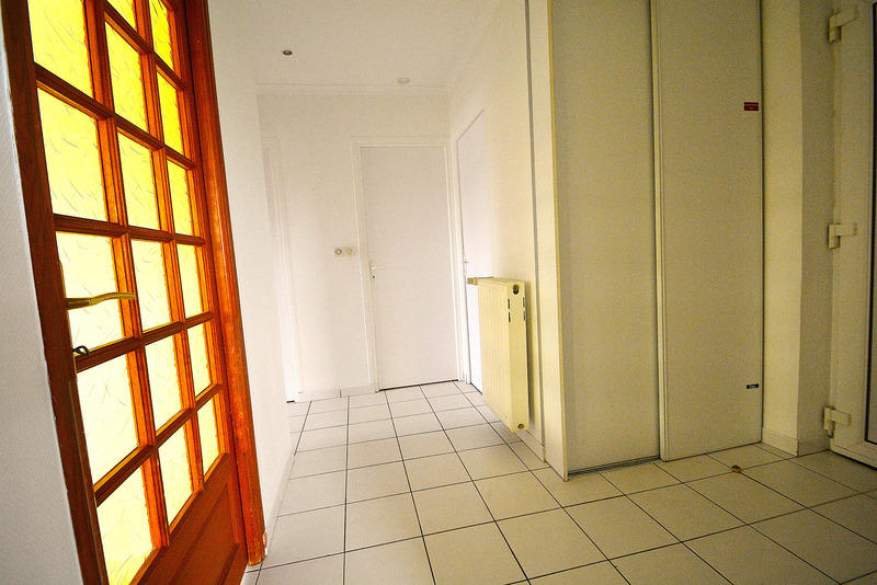 Appartement - 90 m² - 3 pièces