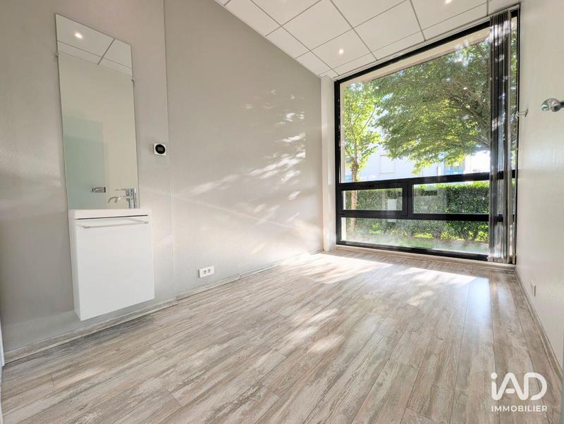 Local commercial - 77 m²