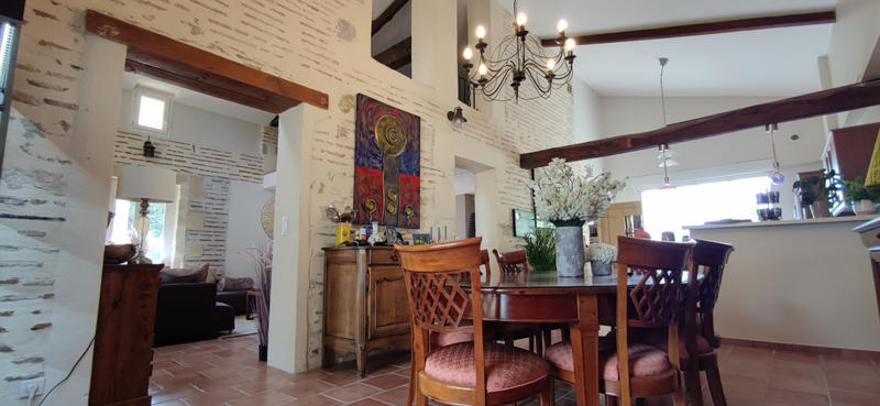 Maison - 170 m² - 6 pièces