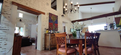 Maison - 170 m² - 6 pièces