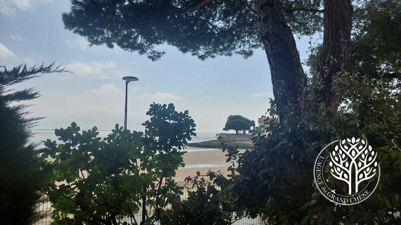 Villa - 187 m² - 7 pièces