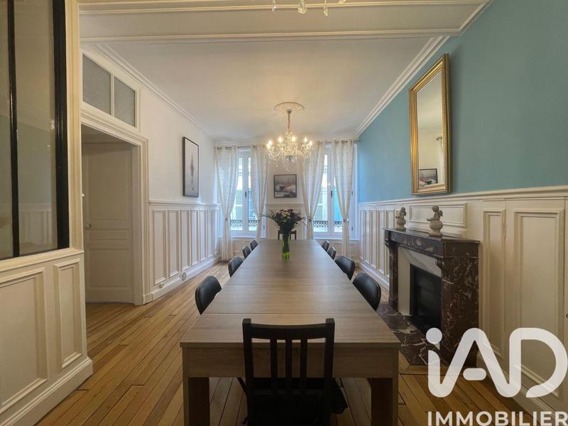 Appartement - 143 m² - 5 pièces