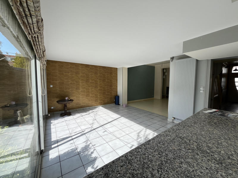 Maison - 199 m² - 8 pièces