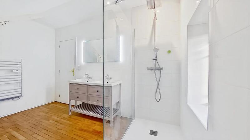 Maison - 168 m² - 6 pièces