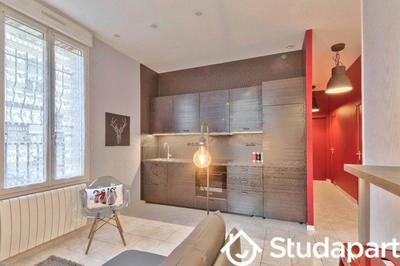 Chambre - 10 m² - 1 pièce