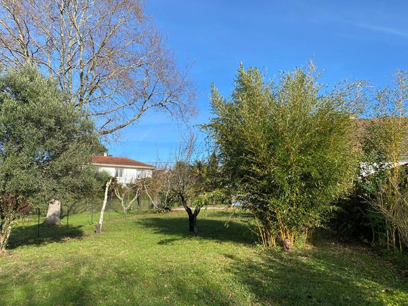 Terrain constructible - 500 m²