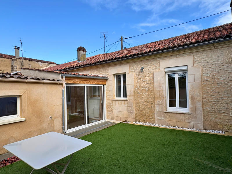 Maison - 90 m² - 4 pièces