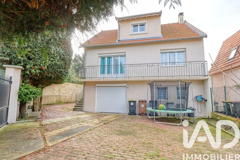 Maison - 115 m² - 6 pièces