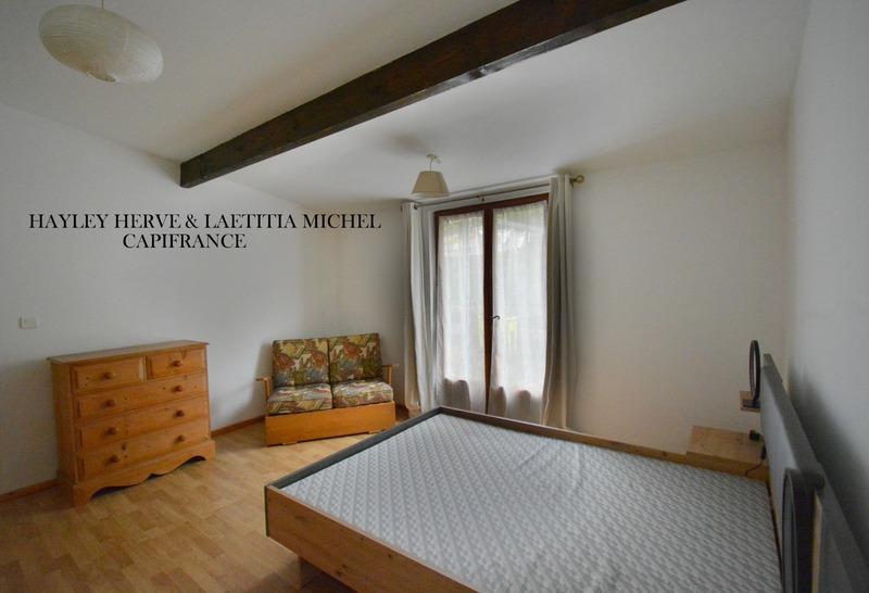 Maison - 250 m² - 9 pièces