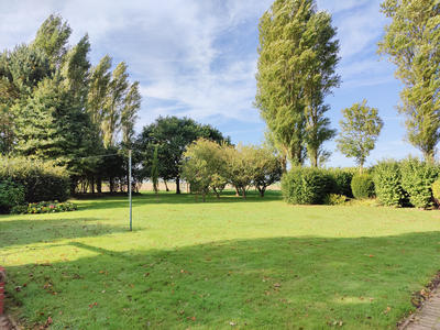 Maison - 207 m² - 7 pièces