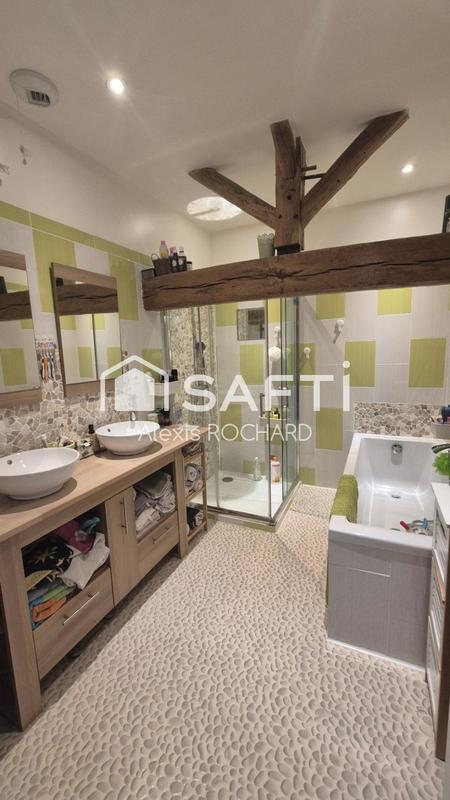 Maison de village - 194 m² - 7 pièces